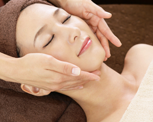 フェイシャル フェイシャル